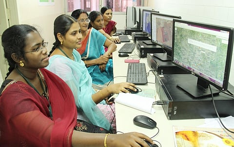 டிஜிட்டல் மயமாகும் சிபிஎஸ்இ பிளஸ் 2 விடைத்தாள் திருத்தும் பணி