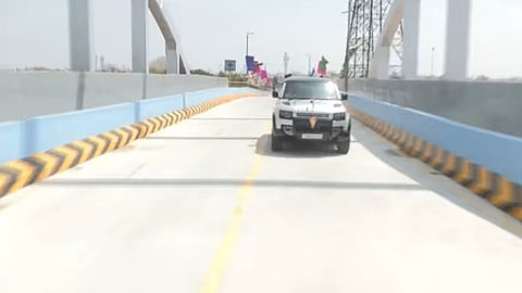 கொருக்குப்பேட்டை ரயில்வே மேம்பாலம் திறப்பு.