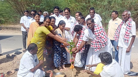 வளா்ச்சித் திட்டப் பணிகளுக்கு பூமிபூஜை