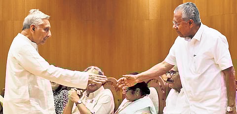 மணிசங்கர் அய்யர் | பினராயி விஜயன்