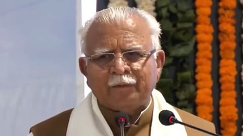 மத்திய அமைச்சா் மனோகா் லால் கட்டாா்