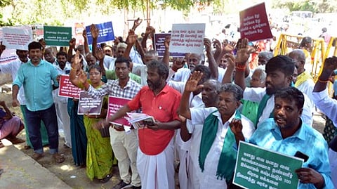 பாசனக் கால்வாய் அமைத்துத் தரக் கோரிக்கை