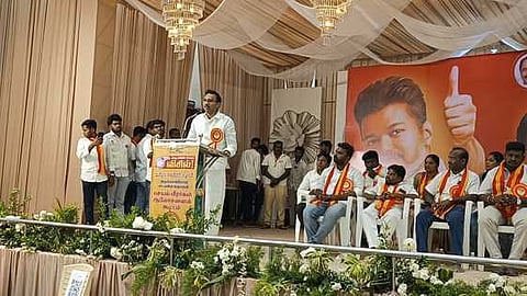 தவெக செயல்வீரா்கள் கூட்டம்