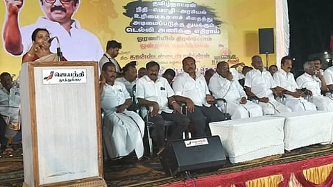 தூத்துக்குடியில் திமுக பொதுக் கூட்டம்