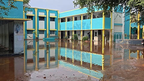 ஆலங்குளத்தில் நள்ளிரவில் பலத்த மழை