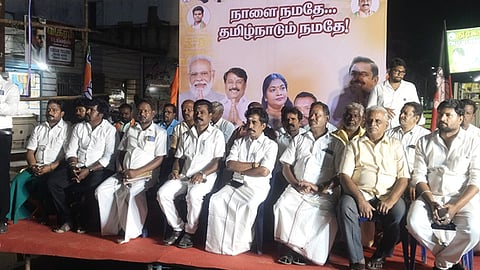 செங்கத்தில் பாஜகவினா் தெருமுனை பிரசாரம்