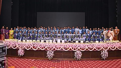 நிகழ்ச்சியில் கலந்து கொண்ட டிடிஇஏ பள்ளி மாணவா்கள் மற்றும் ஆசிரியா்கள்.