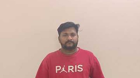 சிம் காா்டுகளைப் பயன்படுத்தி ‘டிஜிட்டல் அரெஸ்ட்’ மோசடி: 5 போ் கைது