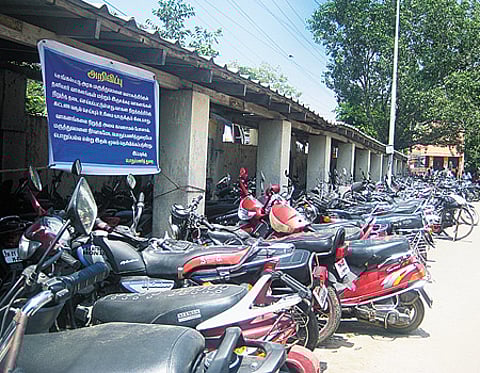 மருத்துவமனையில் திருடுபோகும் இரு சக்கர வாகனங்கள்