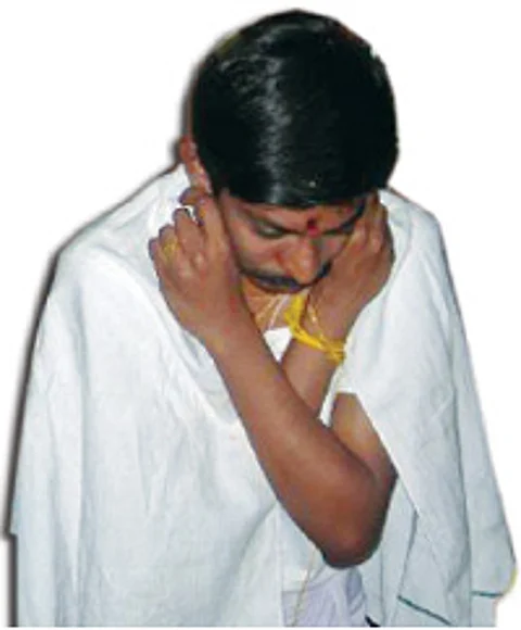 தோப்புக்கரணம் போடுவது ஏன்?