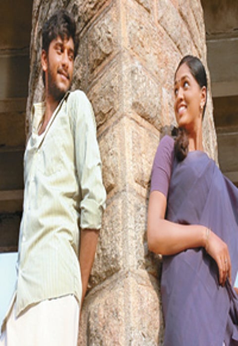 சிகப்பு மறவன் இருக்க மாட்டானா? பேரன் அருள்நிதியிடம் முதல்வர் கருணாநிதி கேள்வி