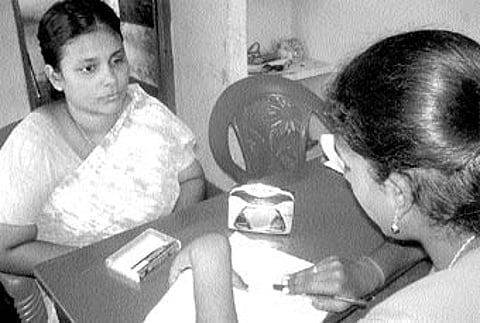 சேவை: ஆறு ரூபாய் பாலிஸி!