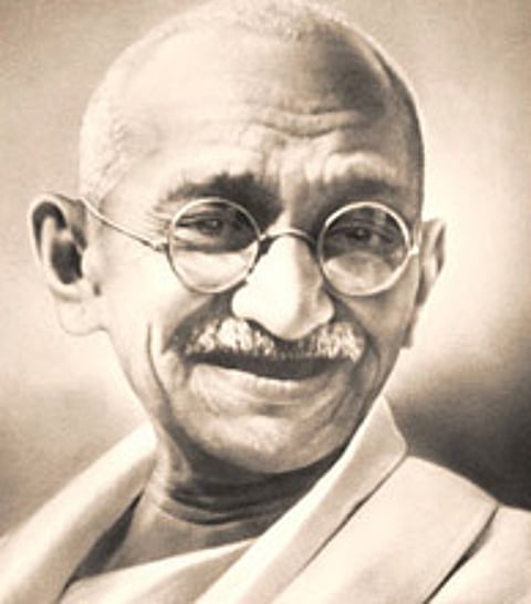 உலகம் போற்றும் உத்தமர்