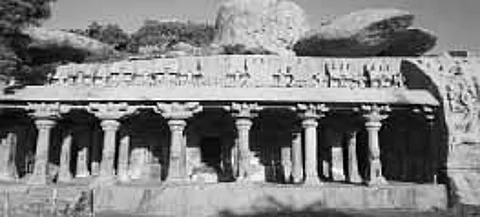 மண்டபம் வேறு; மன்றம் வேறு !