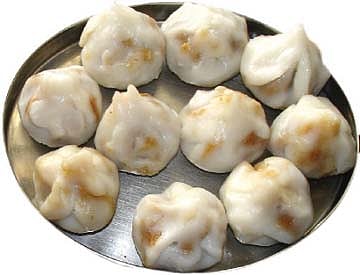 சேனல் வெச்சிருந்தாதான் படங்களை வெளியிட முடியுமா?