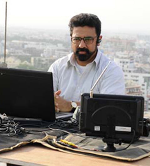 திரைக்கதிர்: உன்னால் முடியும் உலக நாயகா!