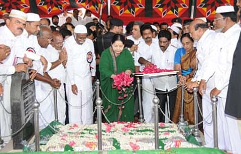 காயிதே மில்லத் 116-வது பிறந்தநாள்: ஜெயலலிதா மரியாதை