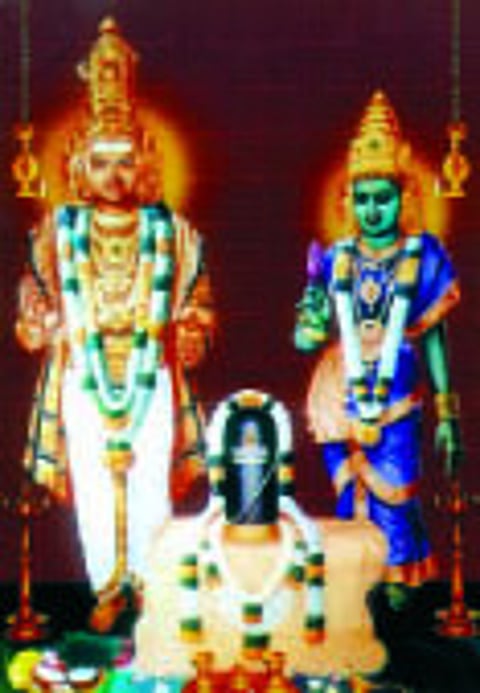 பொற்காசுகள் கொடுத்த பொன்னார் மேனியன்!