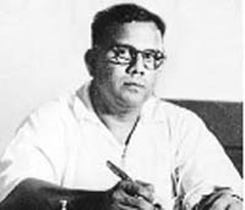 துப்பறியும் "தேவன்'!