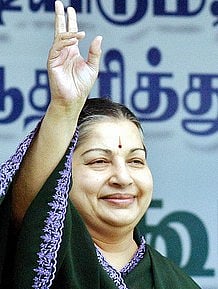 அதிமுக கூட்டணிக்கு வெற்றி வாய்ப்பு - சிஎன்என்-ஐபிஎன்