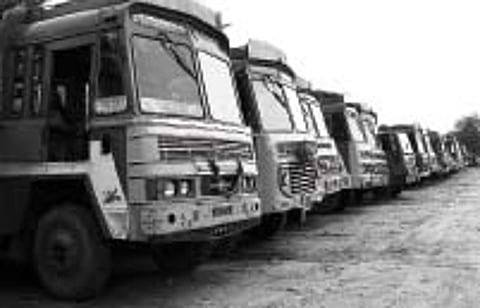 நெருக்கடியில் லாரி போக்குவரத்துத் தொழில்!