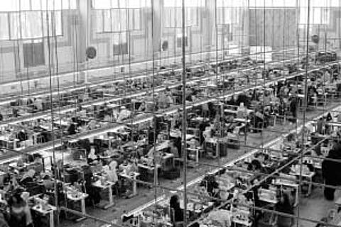 திருப்பூர் பின்னலாடை ஏற்றுமதி 25% வீழ்ச்சி!