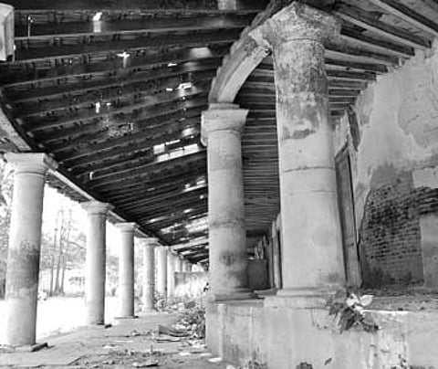 பொலிவிழந்து போனது "குதிரை வண்டி கோர்ட்'; செம்மொழி மாநாட்டோடு விமோசனம் கிடைக்குமா?