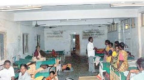 சீர்கேட்டின் பிடியில் பண்ருட்டி அரசு மருத்துவமனை
