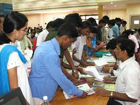 பொறியியல் படிப்பு: பொதுப்பிரிவு கலந்தாய்வு தொடங்கியது!
