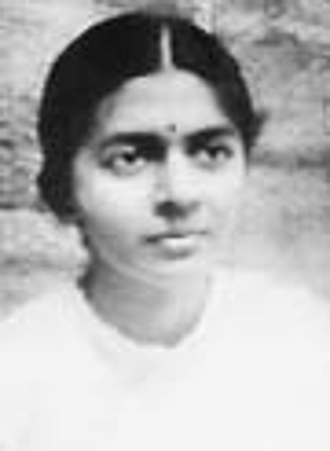 நின்று எரியும் விளக்கு ஆர்.சூடாமணி!