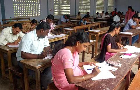 குரூப் 2 தோ்வுக்கு விண்ணப்பிக்க 10 நாள்கள் மட்டுமே அவகாசம்