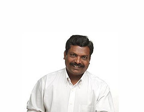 தில்லி கலவரம்: காவல்துறை அதிகாரத்தை மாநில அரசிடம் ஒப்படைக்க வேண்டும்