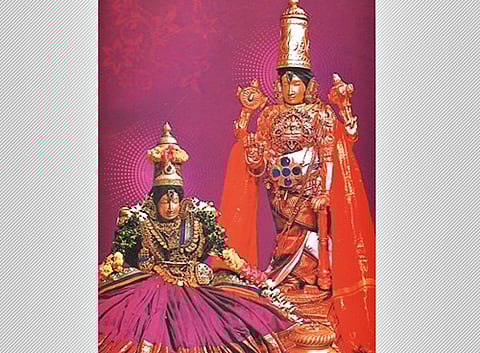 துலாப்பெருந்திருவிழா தேரோட்டம்