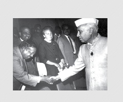 நினைத்துப் பார்க்க யாருமில்லை!