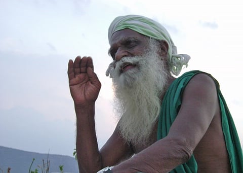 இயற்கை விஞ்ஞானி நம்மாழ்வாரின் உடல் அடக்கம்