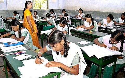 பத்தாம் வகுப்பு தேர்வு முடிவுகள் நாளை வெளியீடு