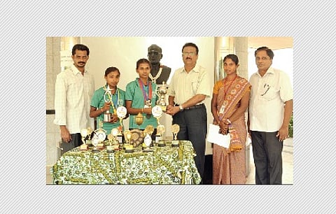 ஓட்ட நாயகிகள்