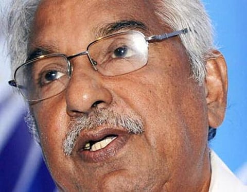 அச்சுதானந்தன் பிறந்த நாள்: யெச்சூரி நேரில் வாழ்த்து