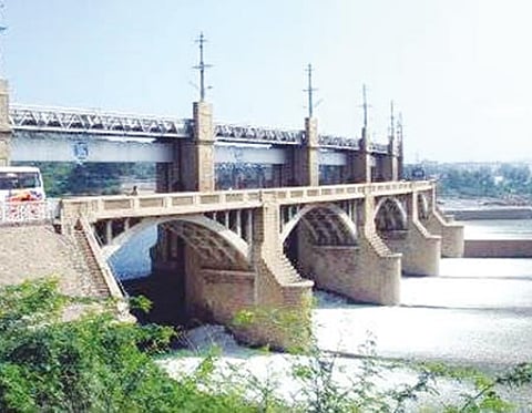 மேட்டூர் அணை நீர்மட்டம்112.95 கன அடியாக உயர்வு