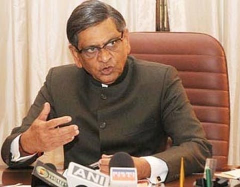 உலக அளவில் இந்தியா தனித்து இயங்க முடியாது: எஸ்.எம்.கிருஷ்ணா