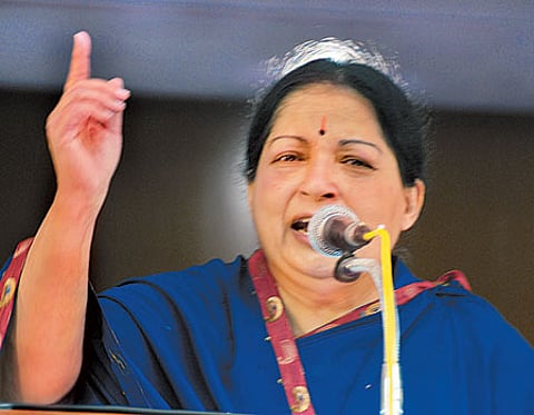 மக்களவைத் தேர்தலில் 40 இடங்களிலும் வெற்றி : ஜெயலலிதா வேண்டுகோள்