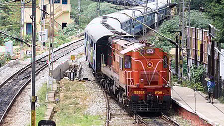 சிறப்பு ரயில்