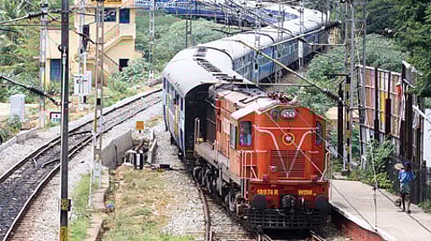 சிறப்பு ரயில்