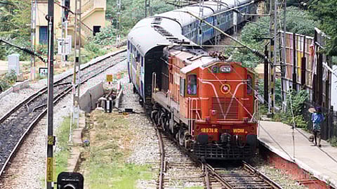 சிறப்பு ரயில்