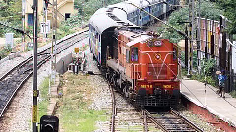 சிறப்பு ரயில்