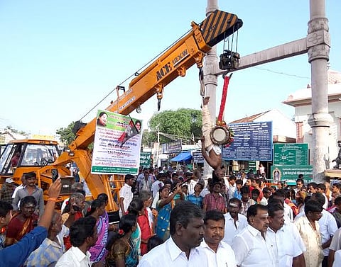 சிதம்பரத்தில் காங்கிரஸ் கமிட்டி கூண்டோடு கலைப்பு: ஜி.கே.வாசன் ஆதரவாளர்கள் ஆலோசனைக் கூட்டம்