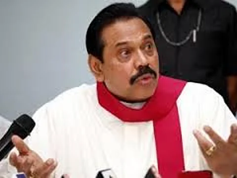 இலங்கை பிரதமராக மகிந்த ராஜபட்ச பொறுப்பேற்பு