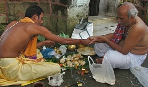 ஆடி அமாவாசை அன்று திதி கொடுக்கலாமா?