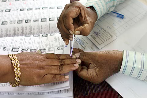 வழக்கத்துக்கு மாறாக அஸ்ஸாமில் ஆர்வத்தோடு வாக்களிக்கும் மக்கள்: 2 மணி வரை 51% வாக்குப்பதிவு