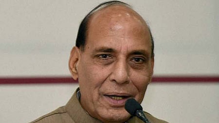 மத்திய பாதுகாப்பு துறை அமைச்சா் ராஜ்நாத்சிங்